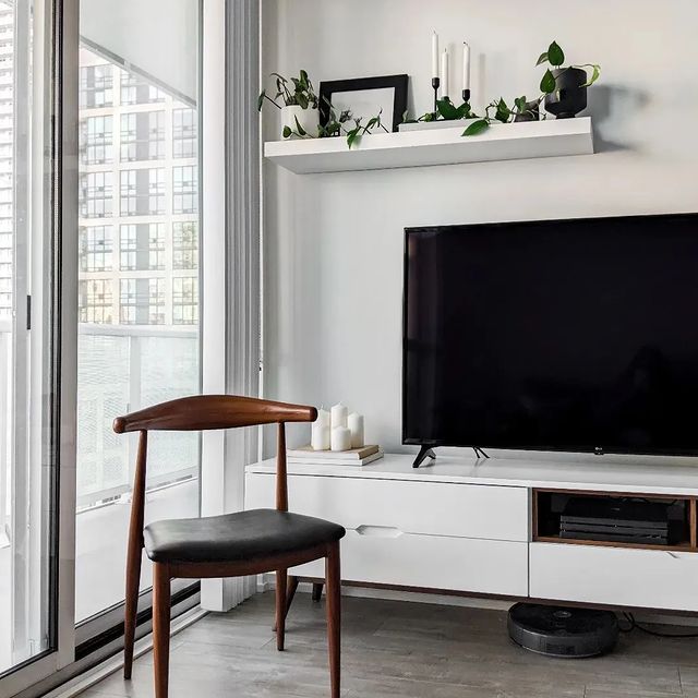 A szakértők szerint a rendezetlen, piszkos lakás közreműködhet a stresszben és idegességben. De nem mindig van kedve az embernek takarítani. Ezért vagyunk mi! Május a mentális egészségtudatosság hónapja. Szánj magadra több időt, a takarítást pedig bízd ránk

#irobot #mentálisegészség #tisztaság  #irobotfamily #soyoucanhuman